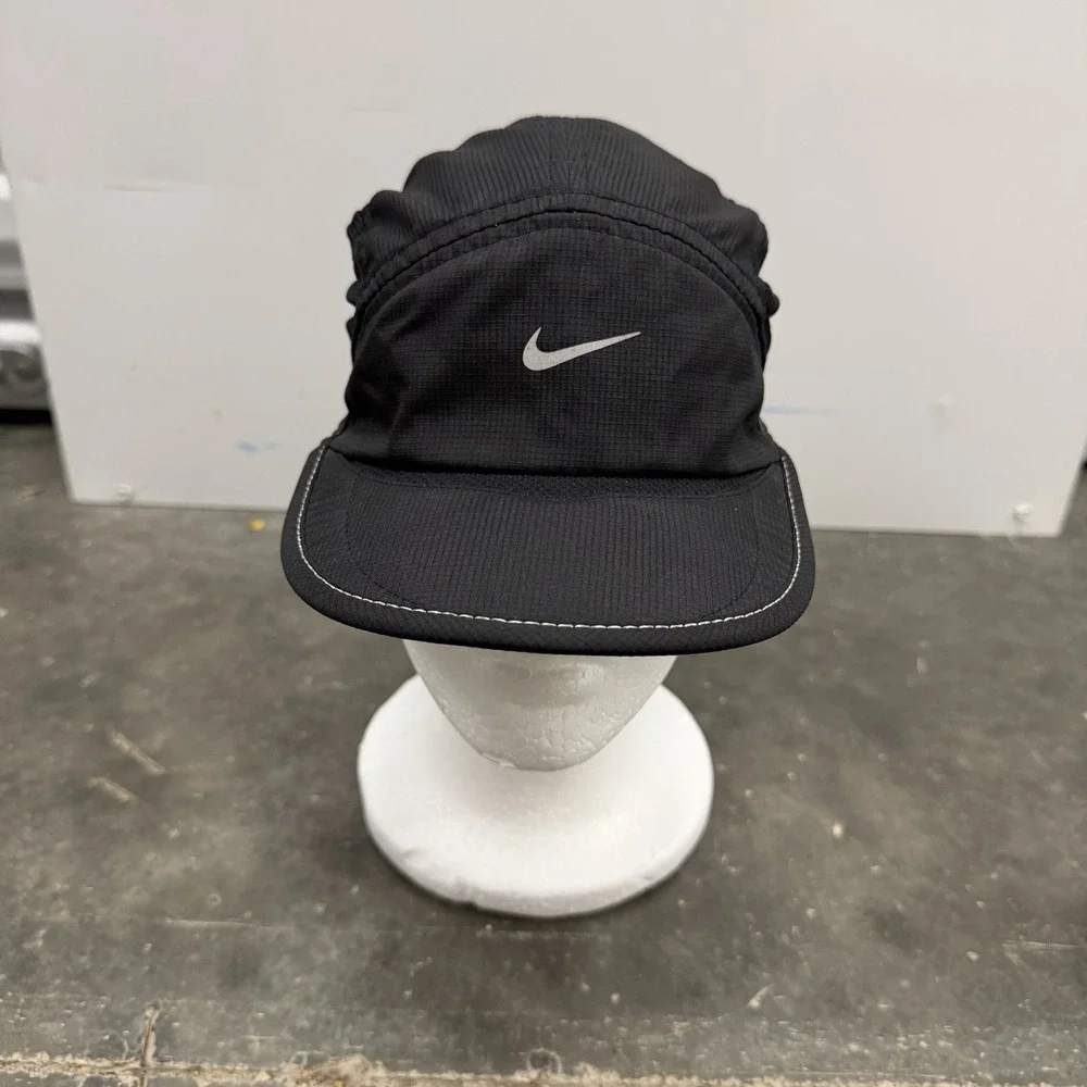 Nike Daybreak Dri-Fit 5-Panel Mesh Black Running Training Cap Hat